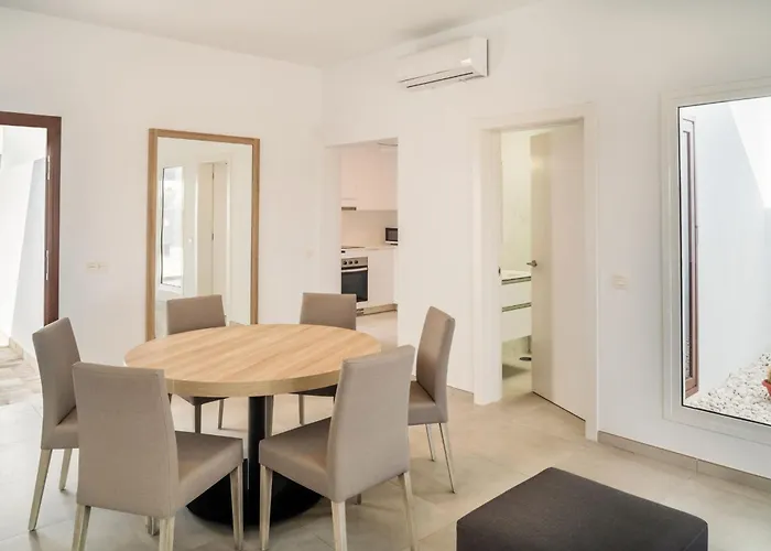 Domus Vulcani Gaumet * بلايا بلانكا